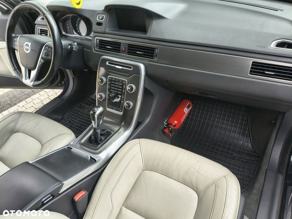 Volvo V70 2015