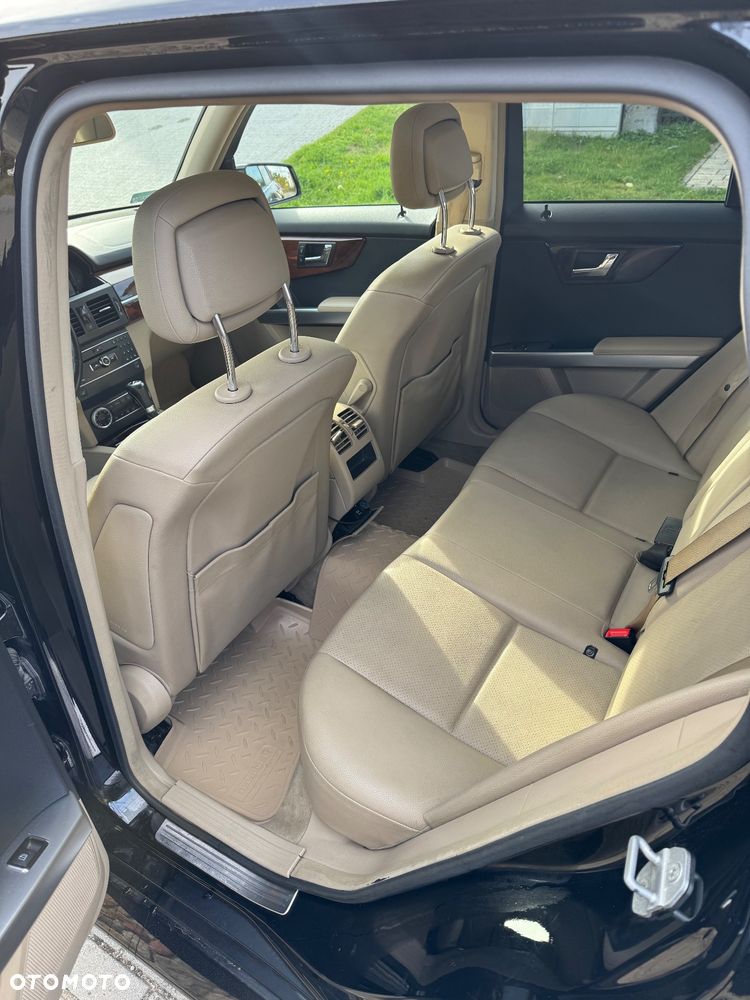 Mercedes-Benz GLK - 11