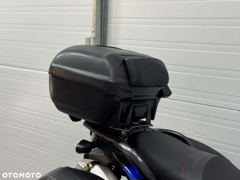 Suzuki V-STROM - 7