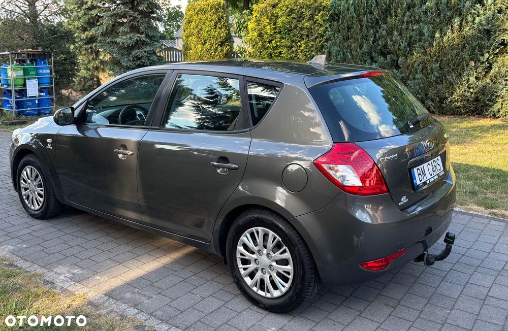 Kia Ceed 1.4 CVVT Vision - 15