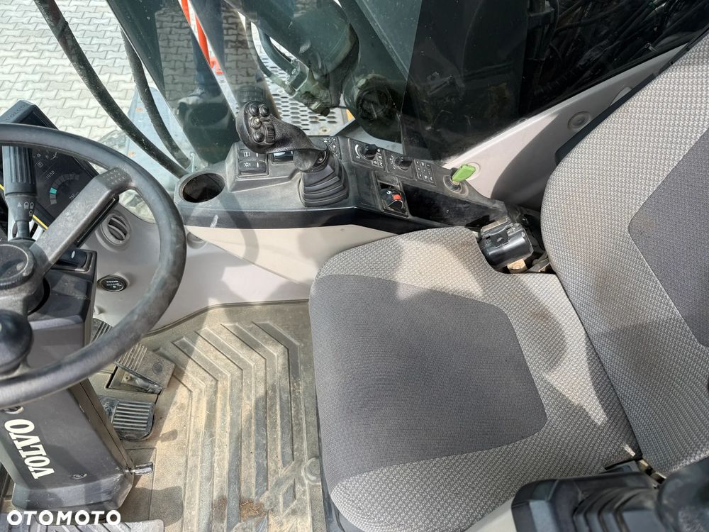 Volvo EWR 150E Rototilt Steelwrist S60, Szczypce, 2018 rok - 6