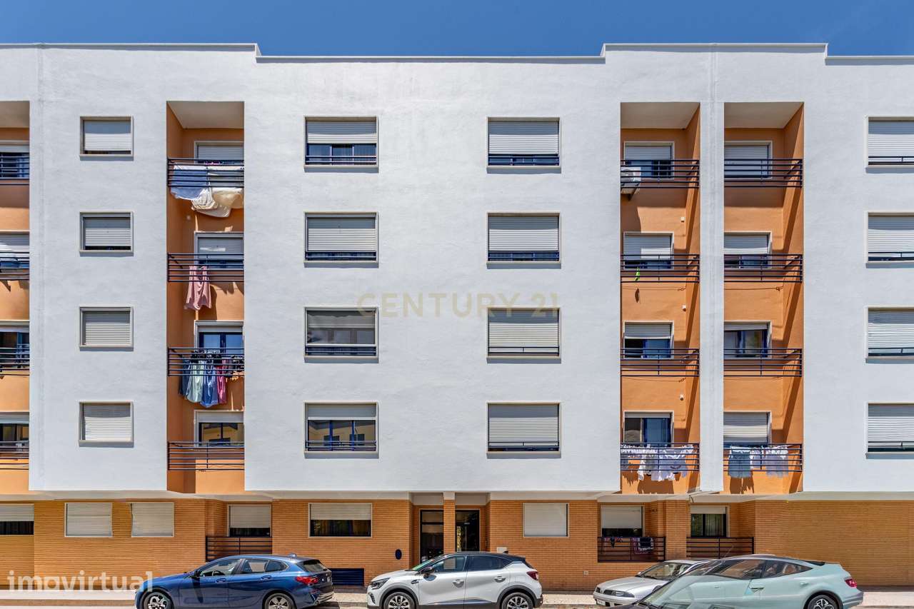 Moderno Apartamento T4 no Carregado em condomínio fechado - Grande imagem: 2/42