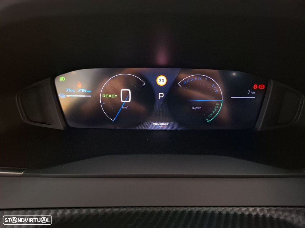 Peugeot e-2008 50 kWh Allure - 18