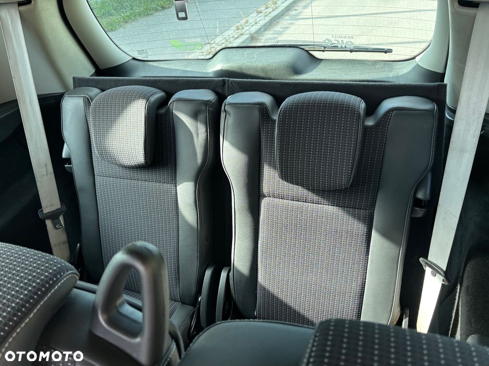 Renault Grand Scenic - 14