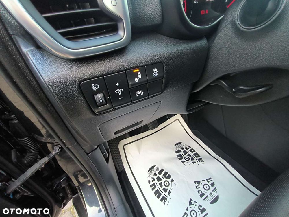Kia Sportage - 13