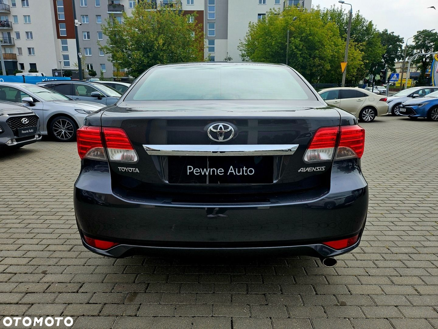 Toyota Avensis 1.8 Premium EU5 - 6