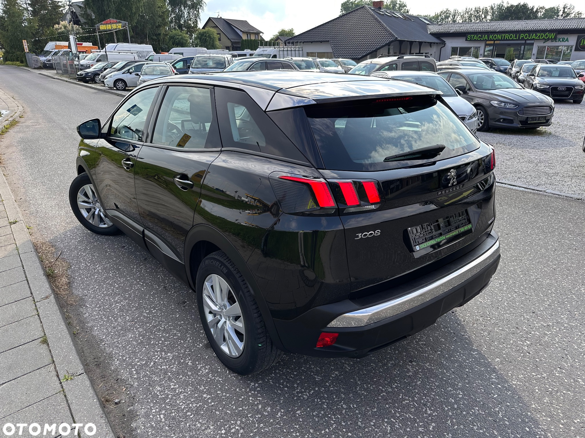 Peugeot 3008 BlueHDi 120 Stop & Start Business-Line - 2