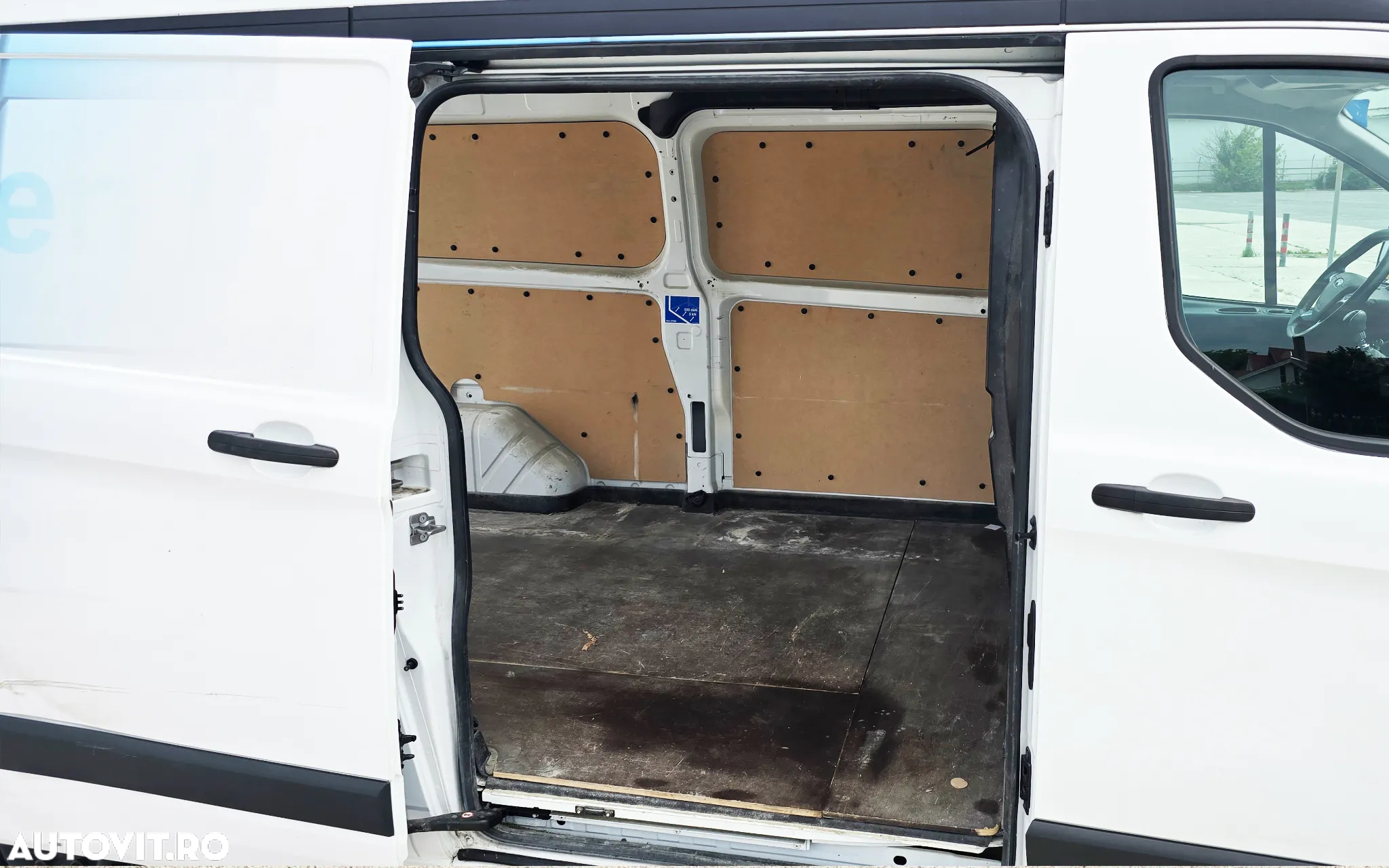 Ford Transit Custom L2H2 - 10