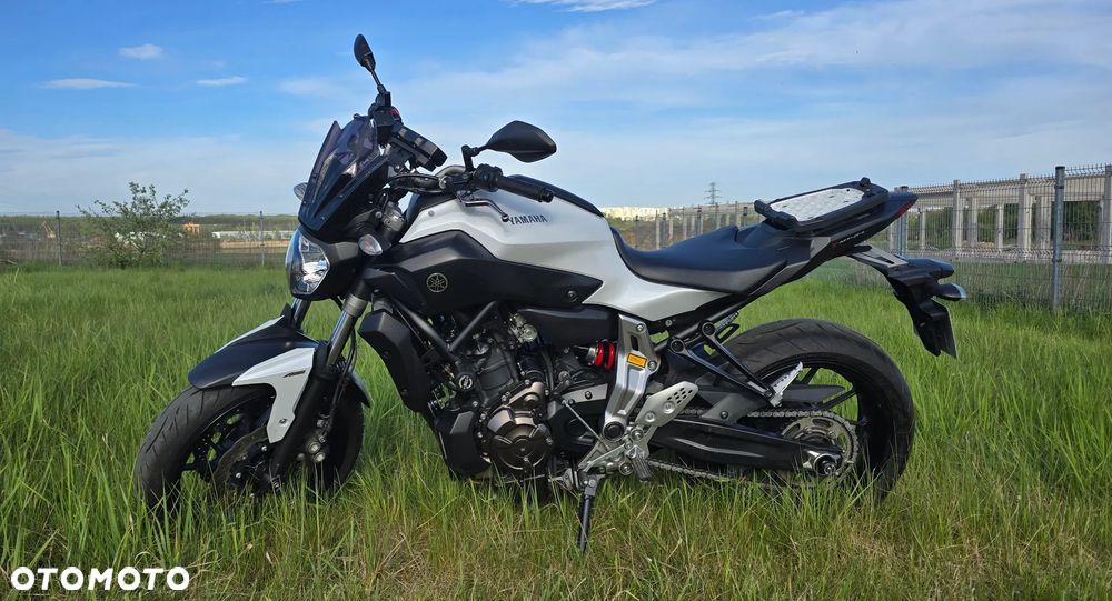 Yamaha MT - 2