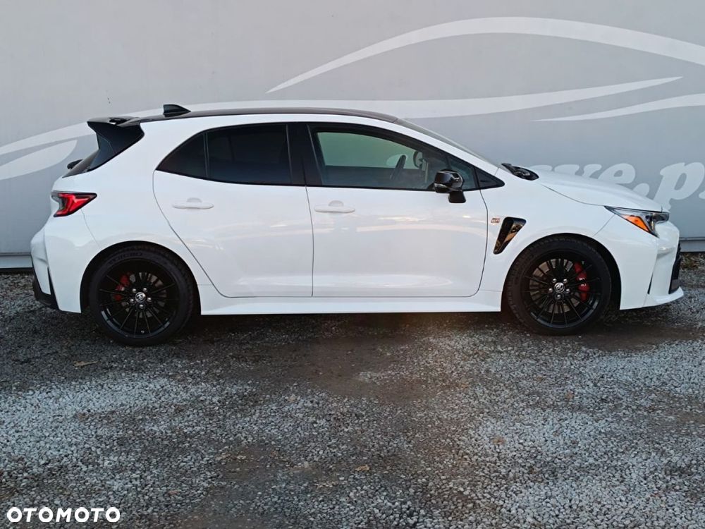 Toyota GR Corolla - 13