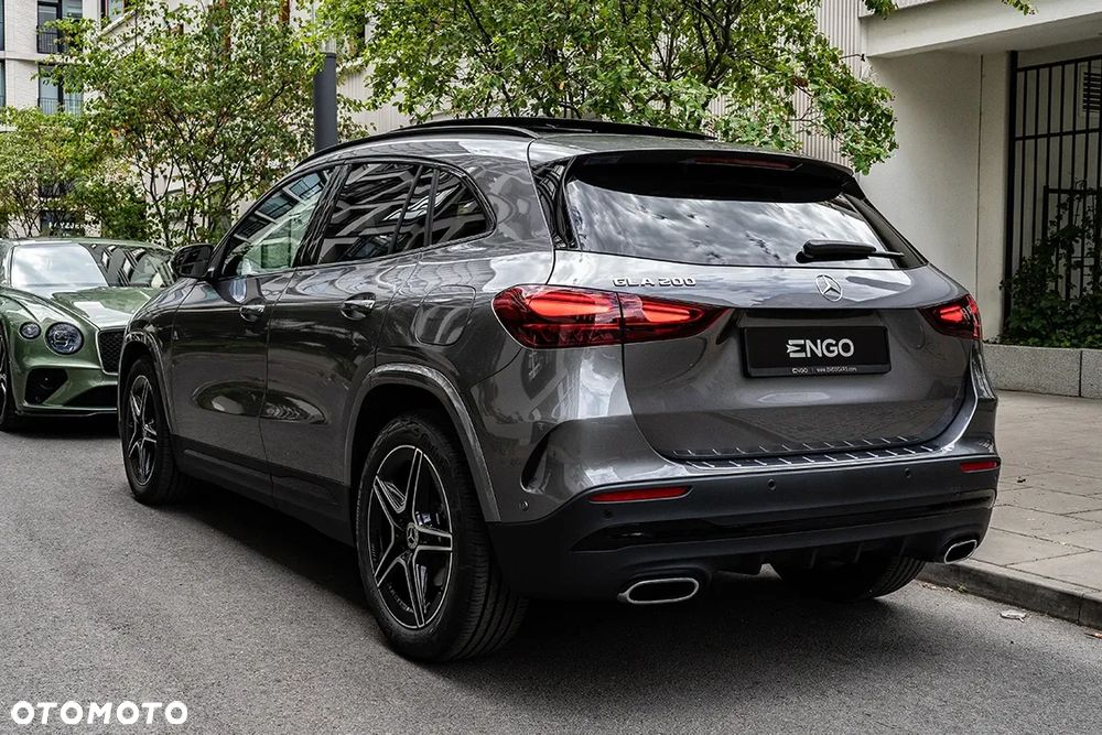 Mercedes-Benz GLA 200 mHEV AMG Line 7G-DCT - 10