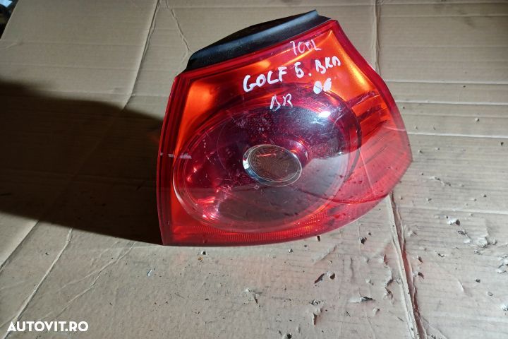 Lampa stop dreapta pe aripa Volkswagen VW Golf 5  [din 2003 pana  2009] seria Variant wagon 1.9 TDI - 5
