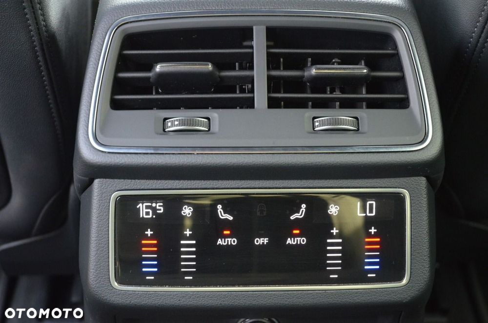 Audi A6 Avant 55 TFSI e quattro S tronic S line - 36