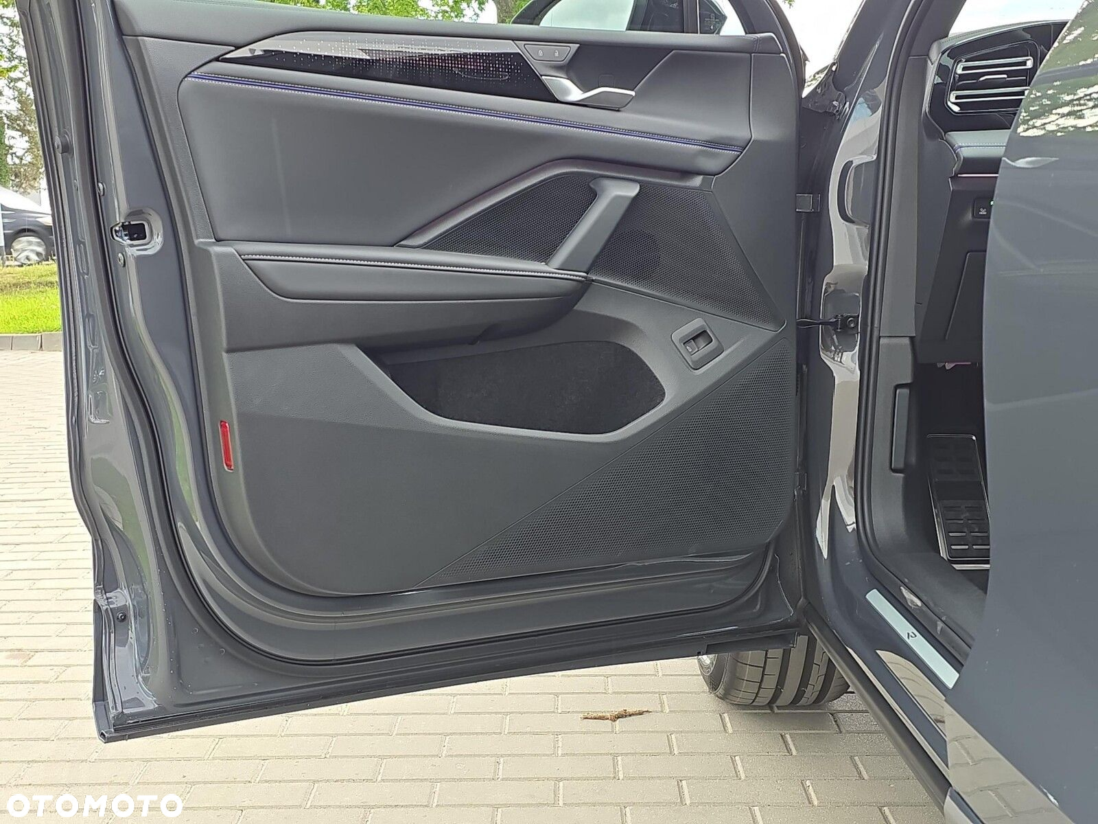 Volkswagen Tiguan - 13