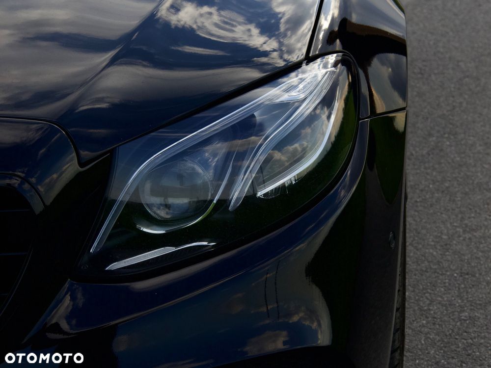Mercedes-Benz Klasa E 400 4-Matic 9G-TRONIC - 9