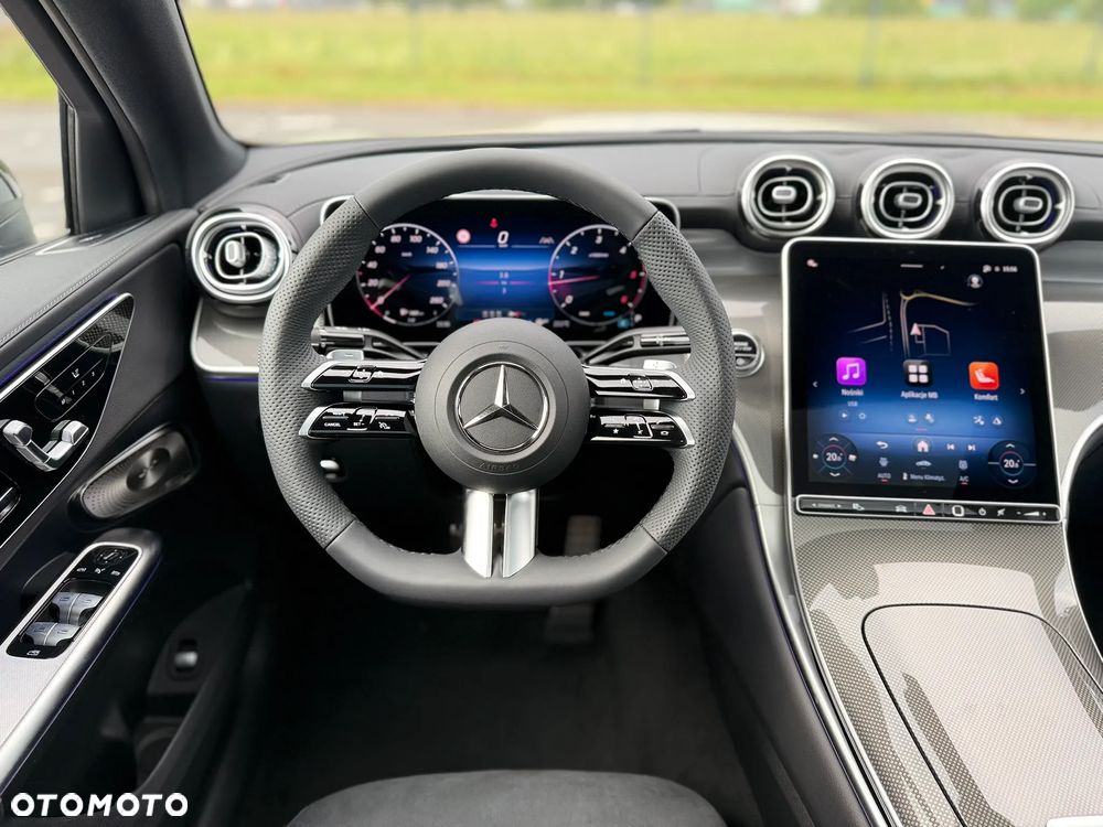 Mercedes-Benz GLC - 12