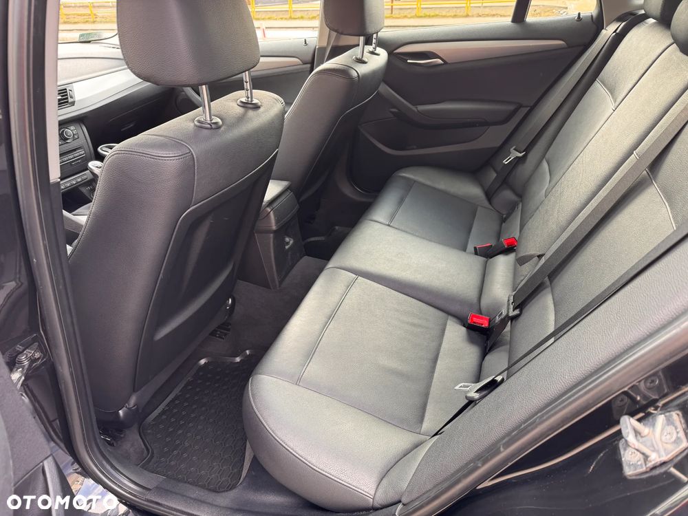 BMW X1 xDrive20d - 15