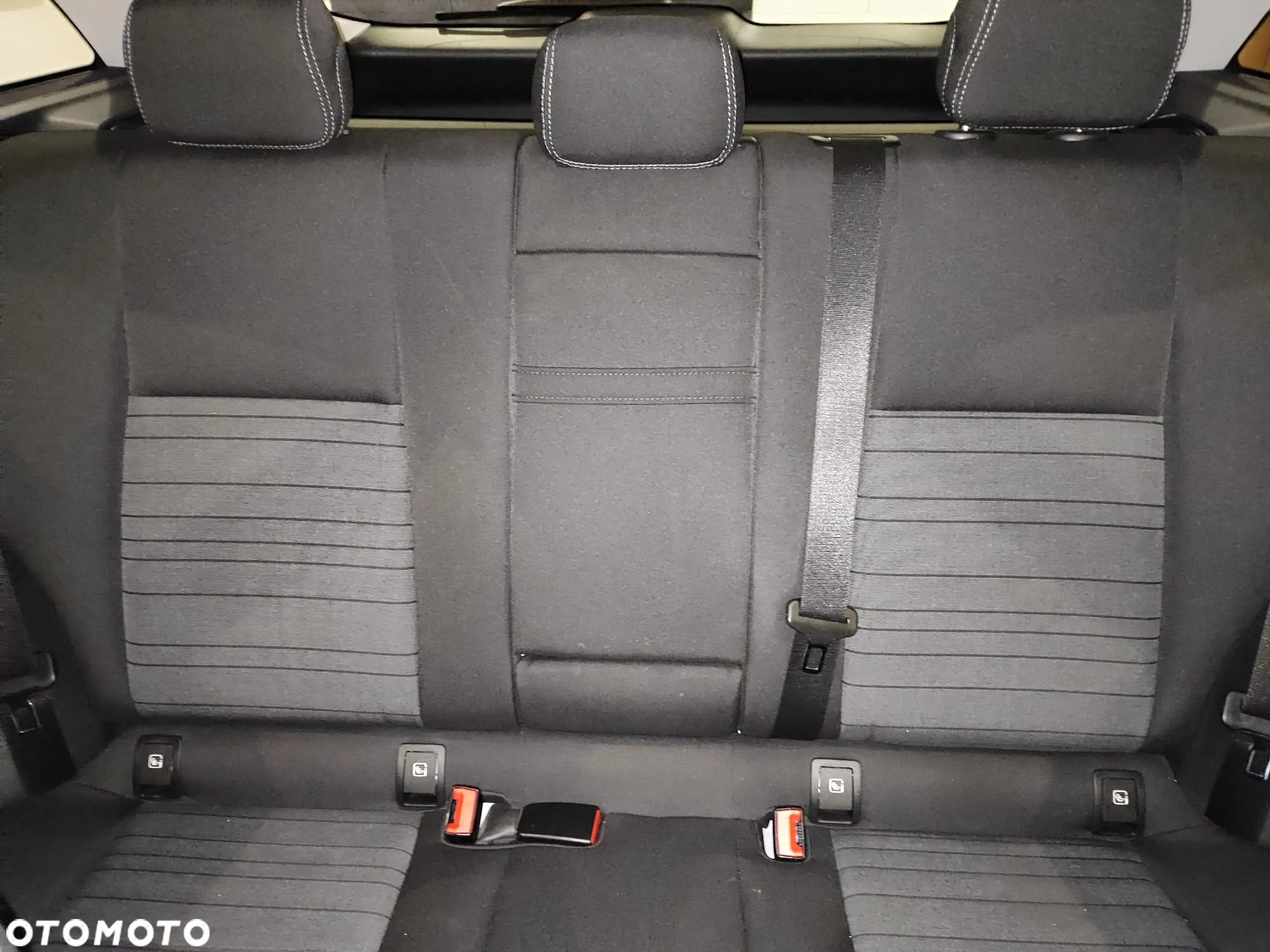 Mercedes-Benz GLC 200 4Matic 9G-TRONIC - 13