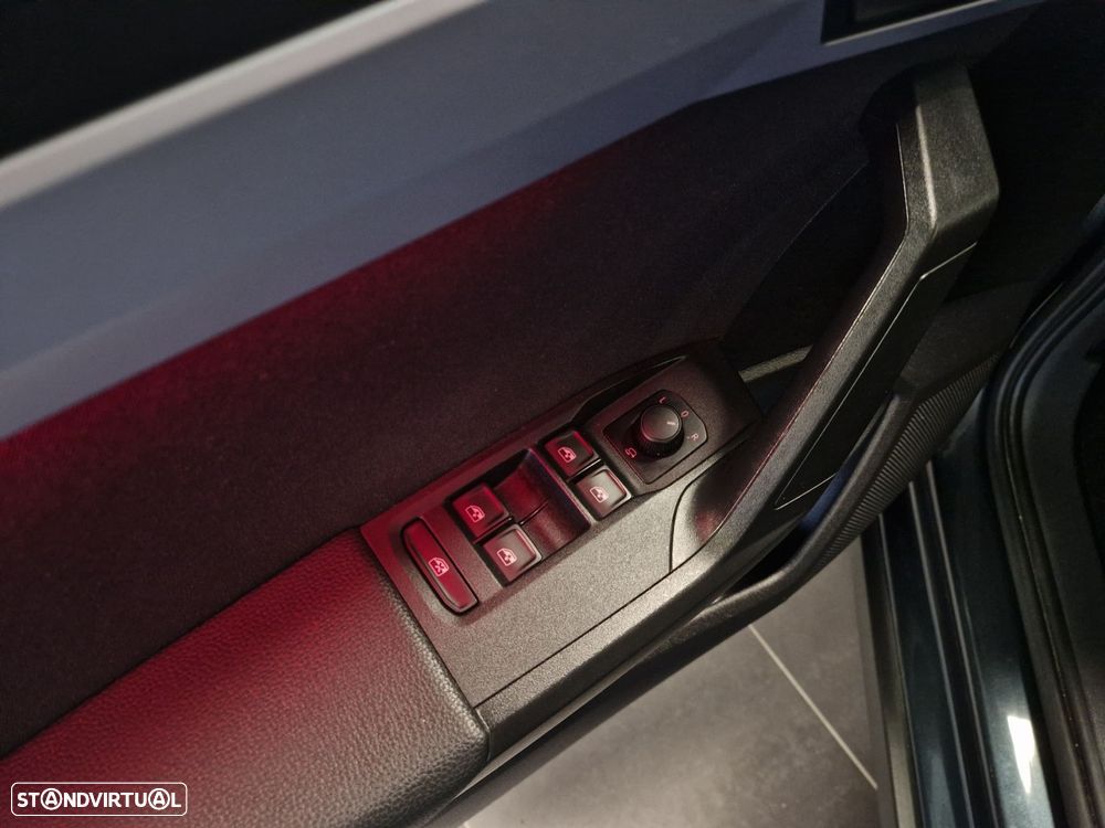 SEAT Arona 1.0 TSI FR - 21