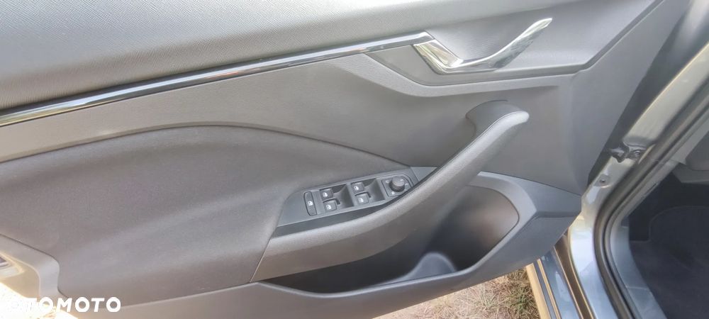Skoda Kamiq 1.0 TSI DSG Selection - 9