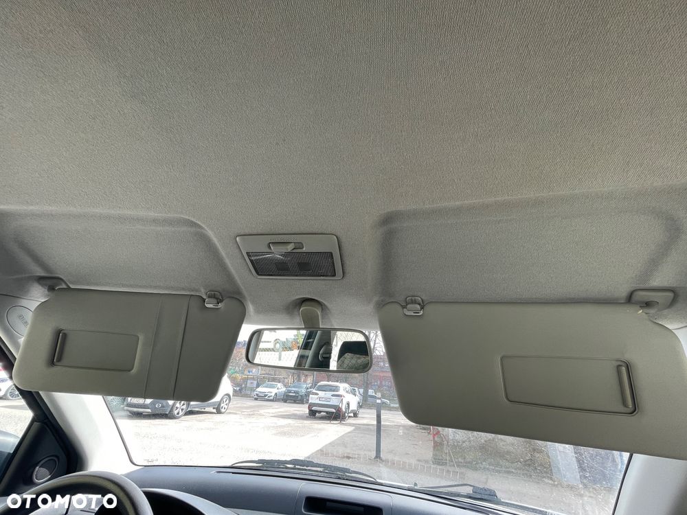 Suzuki Swift 1.3 Sakura - 13