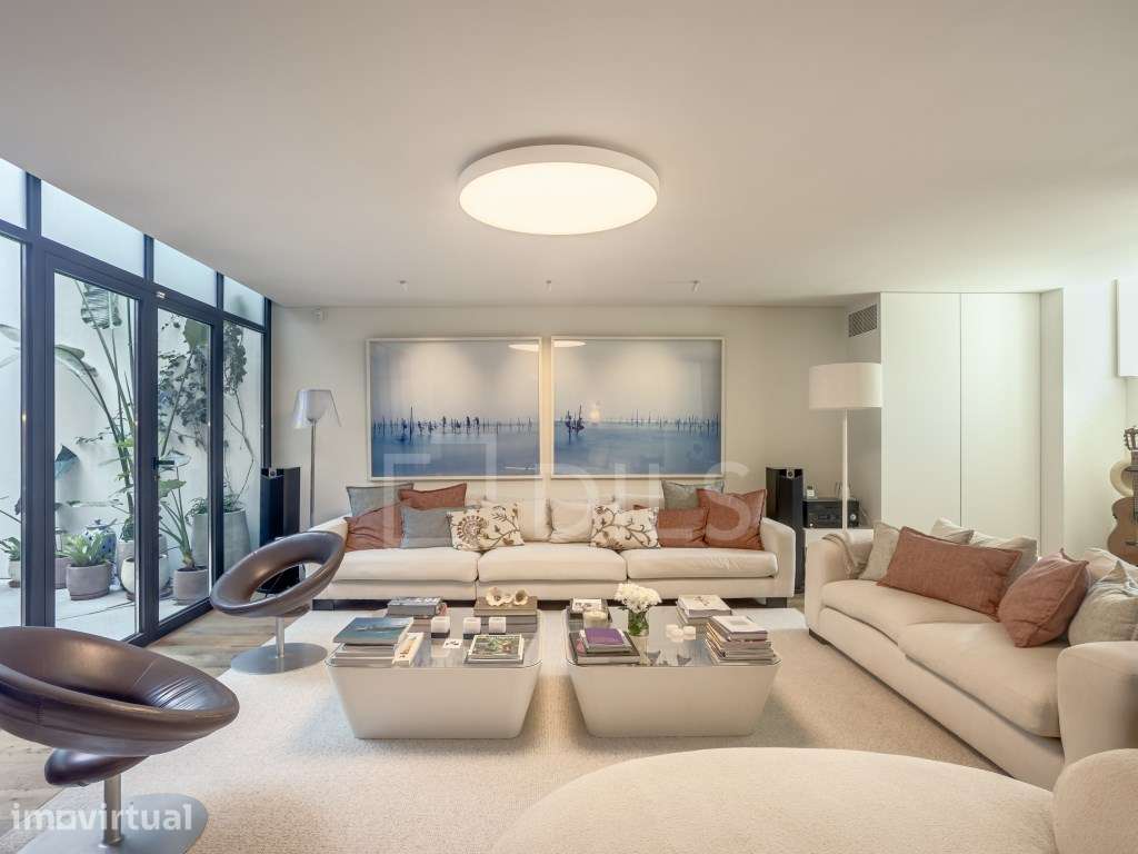 Loft T4 duplex com dois terraços, piscina e garagem em Belém - Grande imagem: 4/55