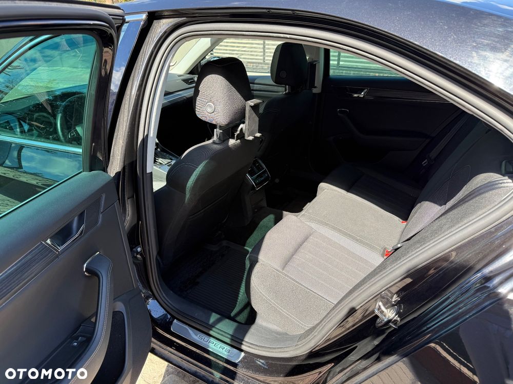 Skoda Superb 2.0 TDI Style DSG - 12