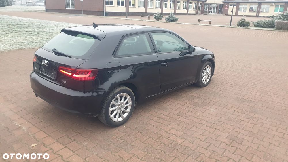 Audi A3 3-drzwiowe 1.6 TDI DPF Attraction - 7