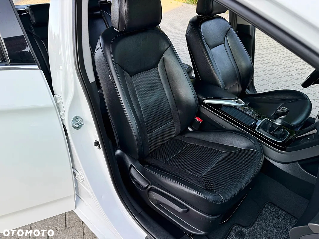 Hyundai i40 2.0 GDI Premium - 34