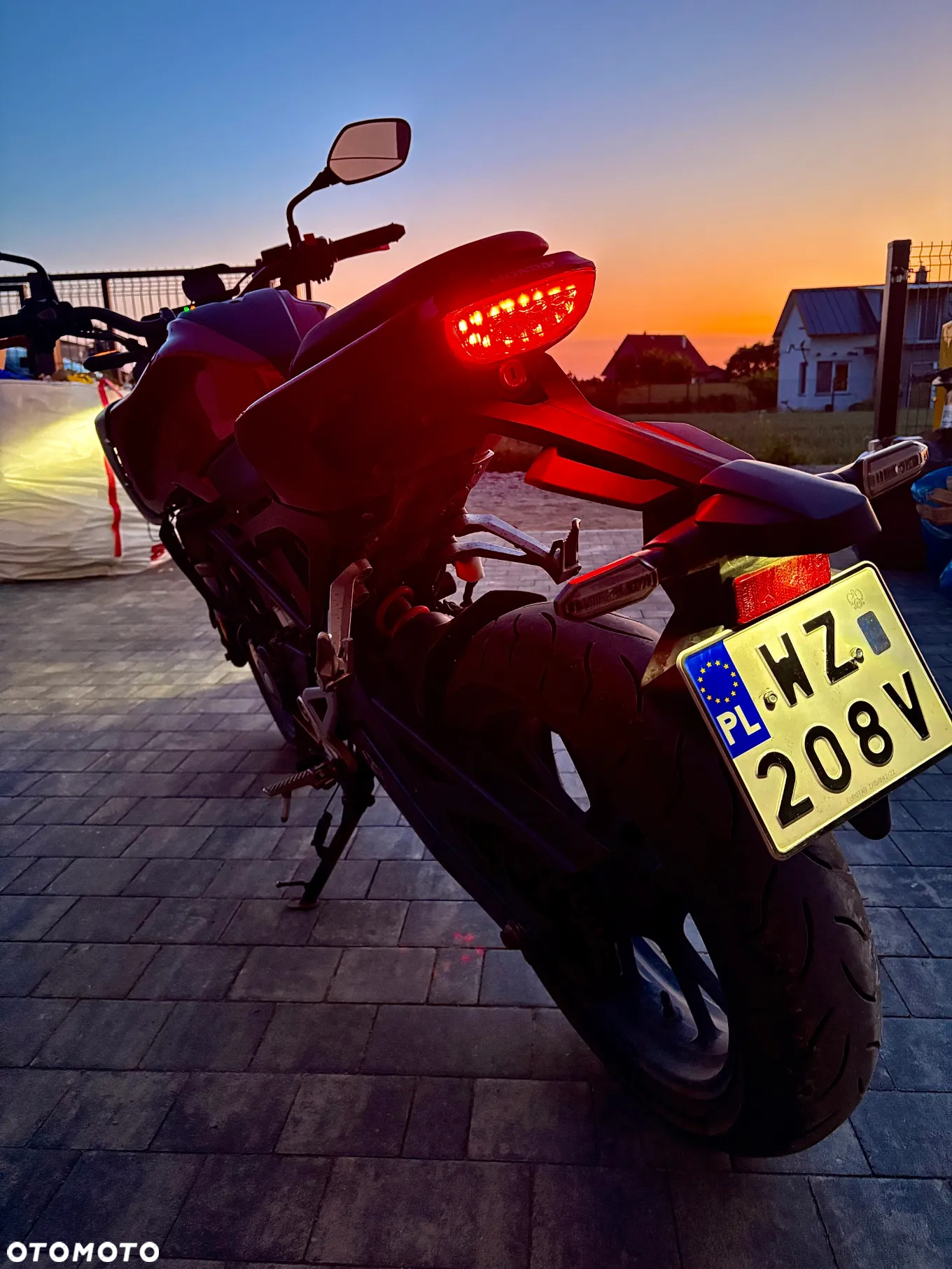 Honda CB - 8