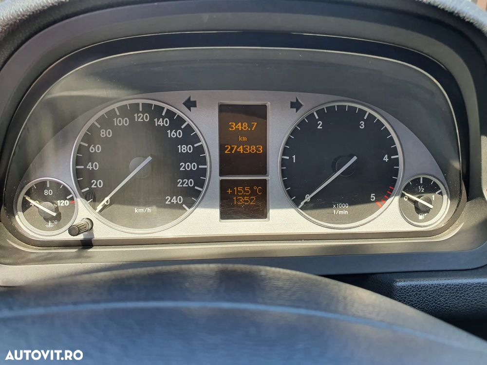 Mercedes-Benz B 180 CDI - 11