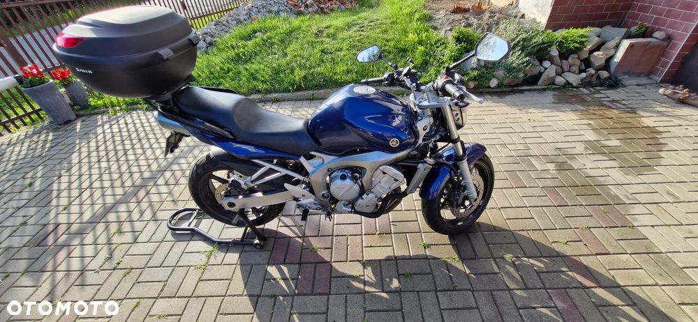 Yamaha FZ6 - 2
