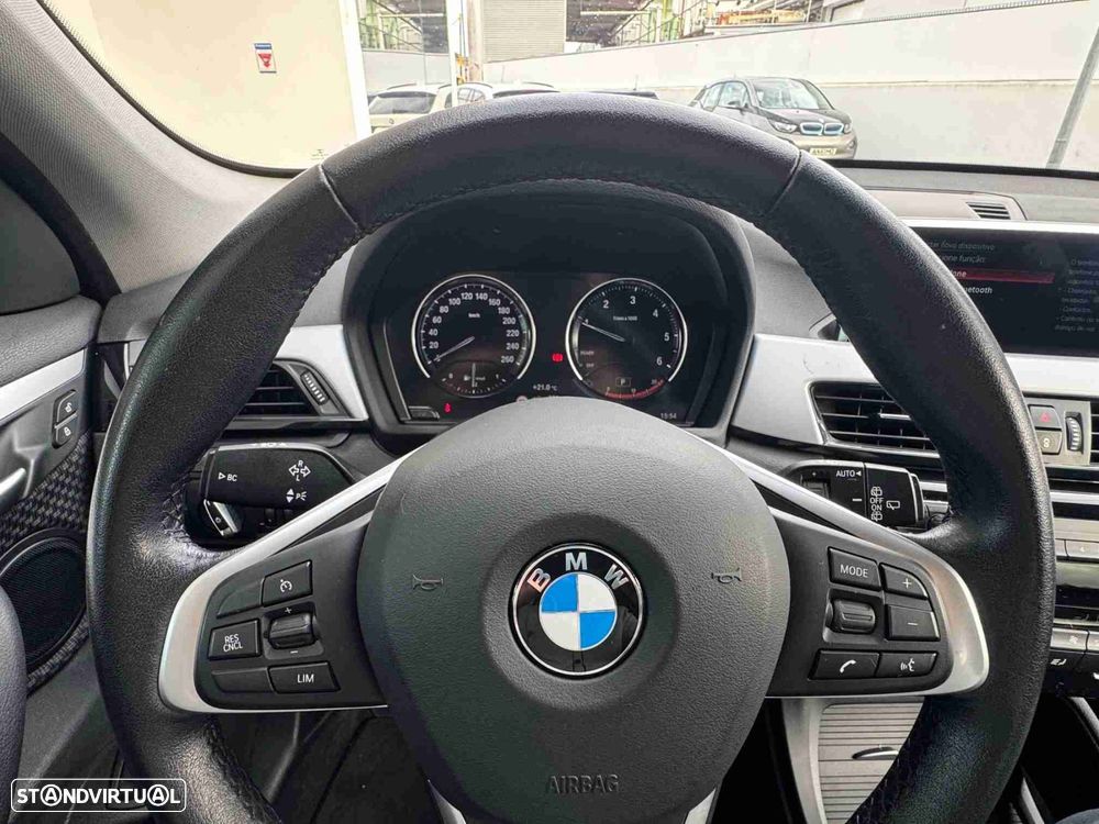 BMW X1 16 d sDrive Corporate Edition Auto - 12