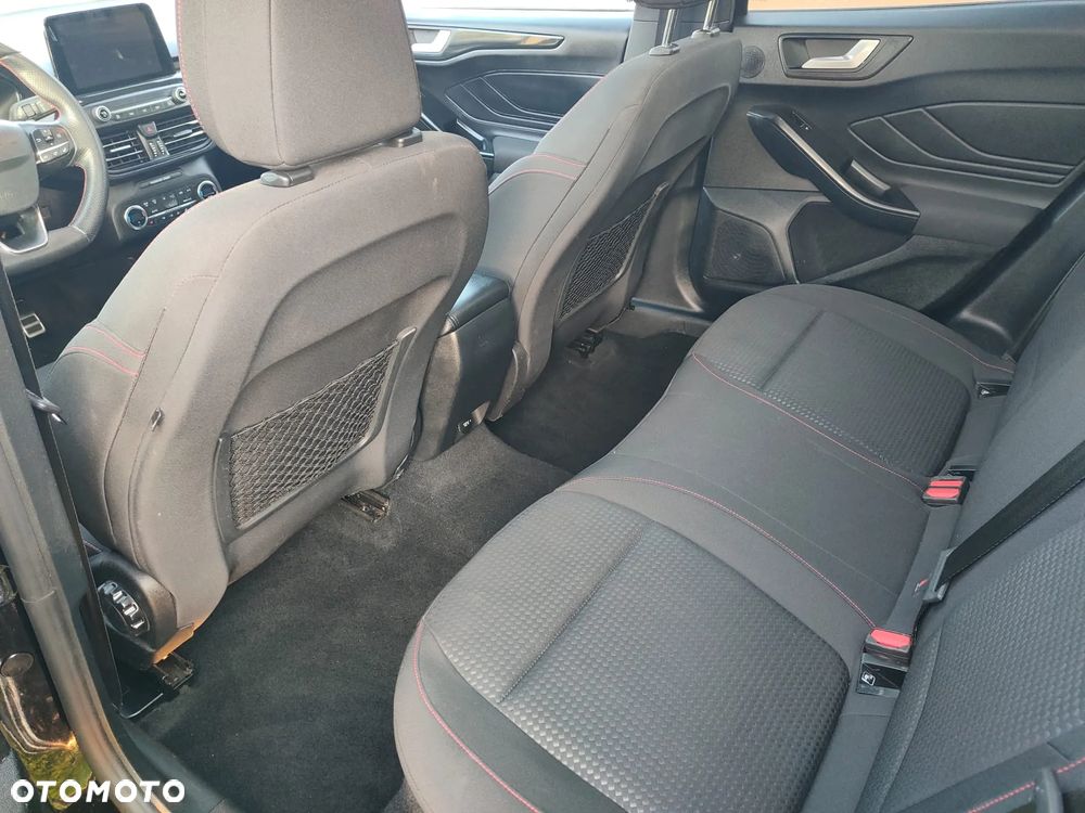 Ford Focus 2.0 EcoBlue ST-Line X - 27