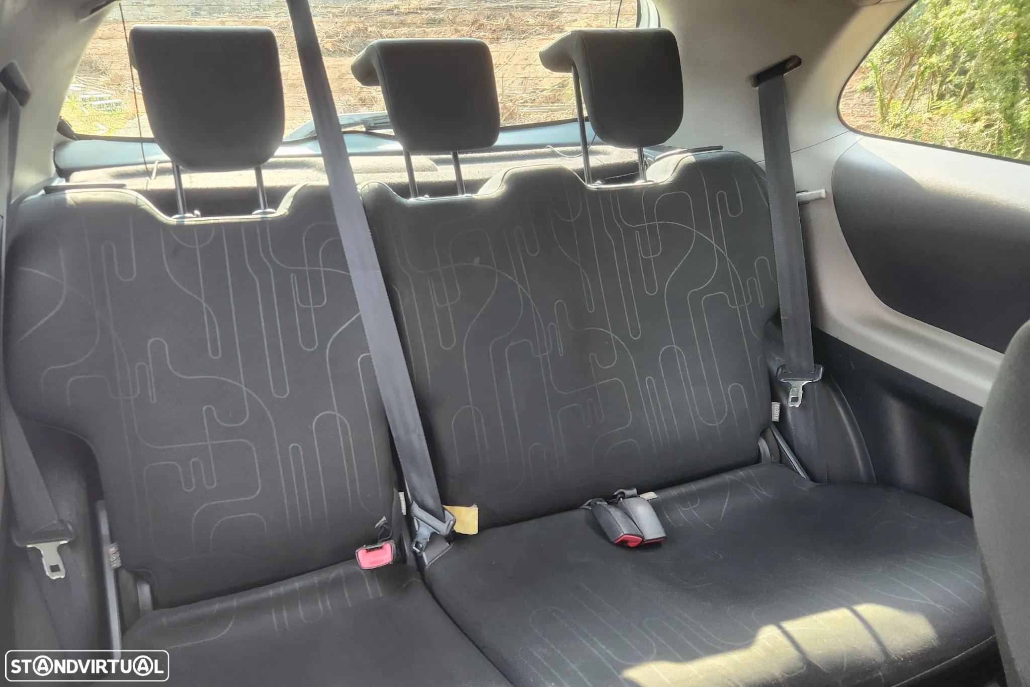 Toyota Yaris 1.4 D-4D SE Sport - 9