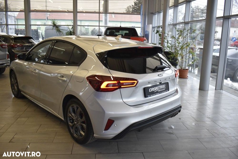 Ford Focus 1.5 EcoBlue 8AT ST-Line X - 6