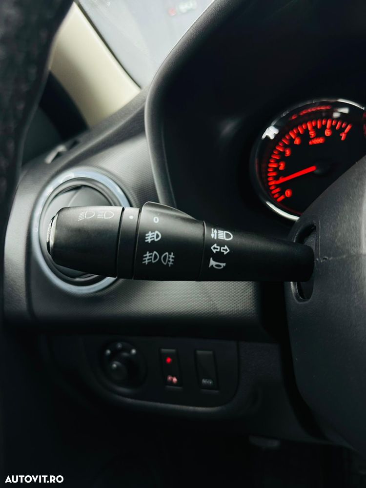 Dacia Logan dCi 90 Prestige - 26