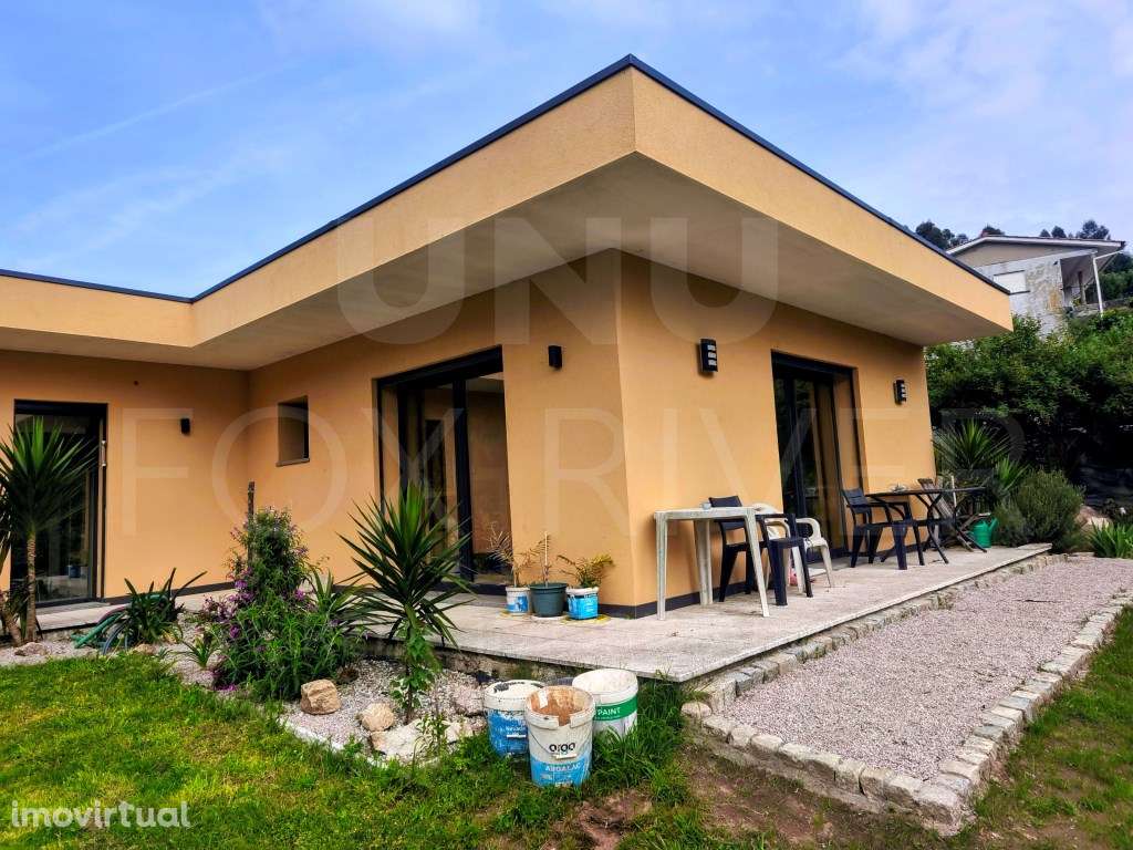 Moradia T3 para venda em Ganfei, Valença - Grande imagem: 2/29