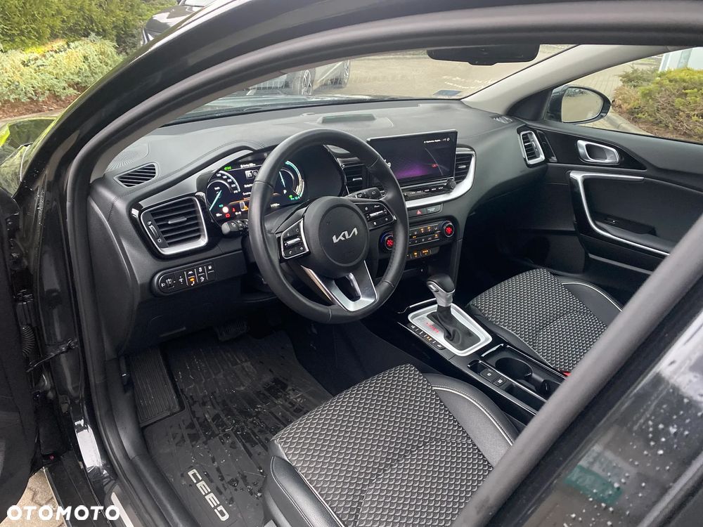 Kia XCeed 1.6 GDI PHEV Business Line DCT - 12