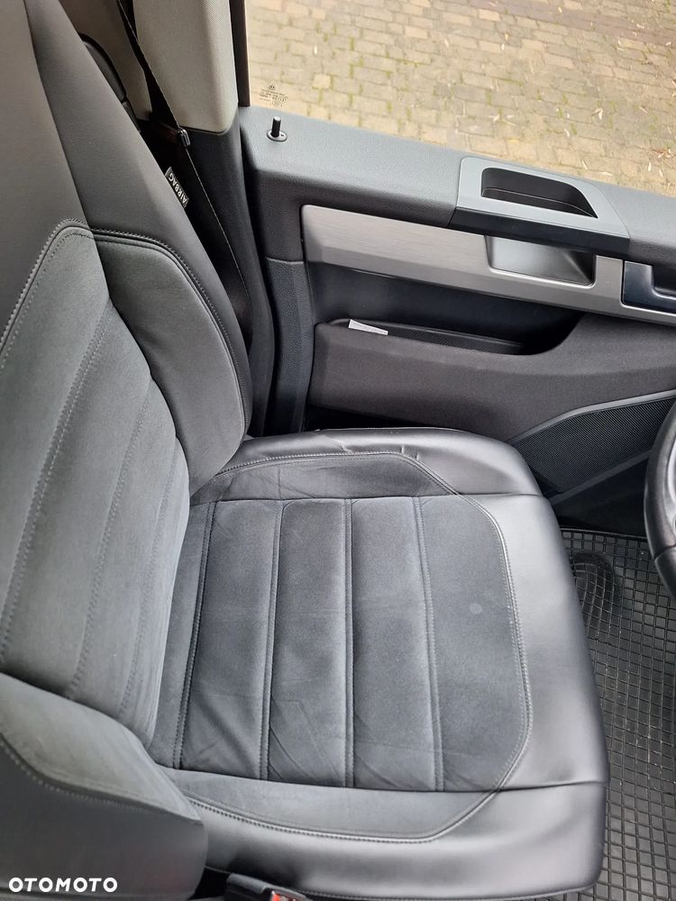 Volkswagen Multivan 2.0 BiTDI L1 Business 4Motion DSG - 17