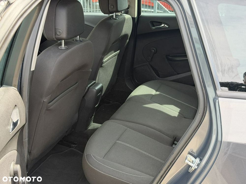 Opel Astra - 18