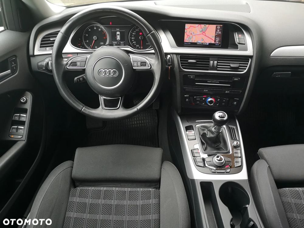 Audi A4 Avant 1.8 TFSI Attraction - 12