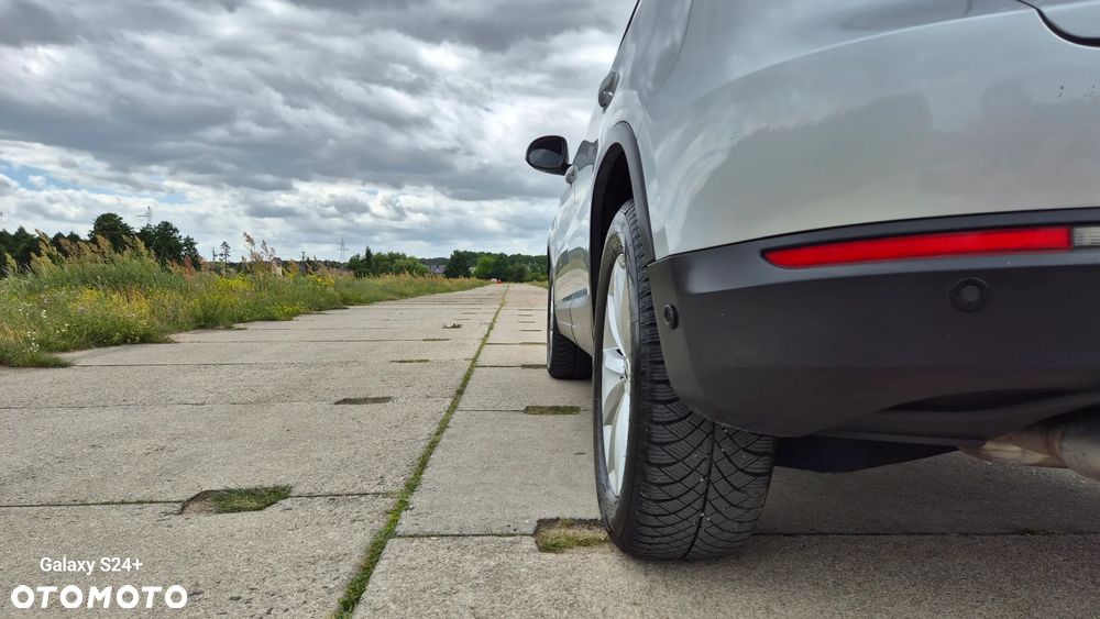 Volkswagen Tiguan 2.0 TDI DPF BlueMotion Technology Lounge Sport & Style - 5