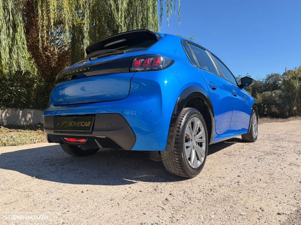 Peugeot e-208 Active Pack - 38