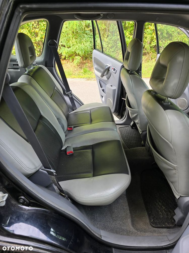 Toyota RAV4 D-4D 4x4 - 22
