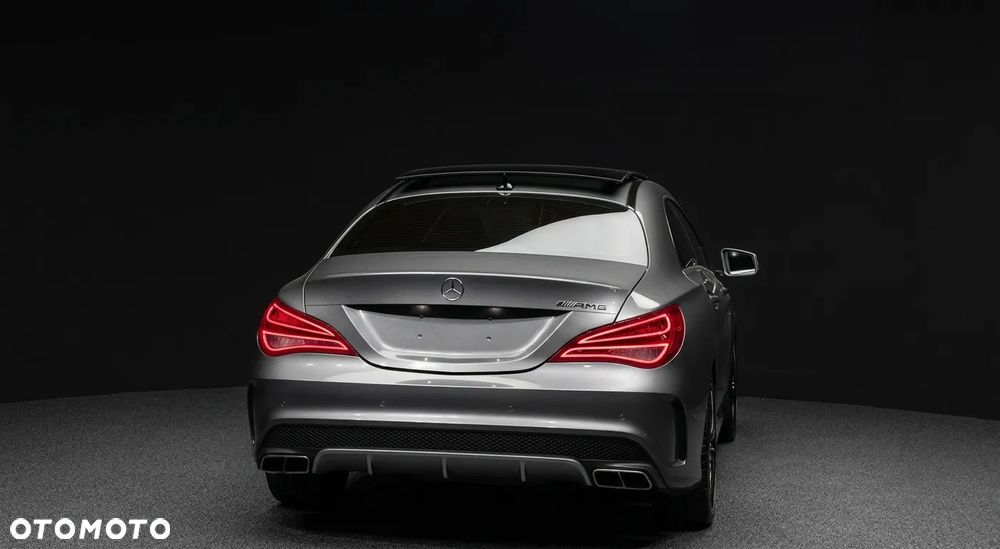 Mercedes-Benz CLA AMG 45 4-Matic - 4