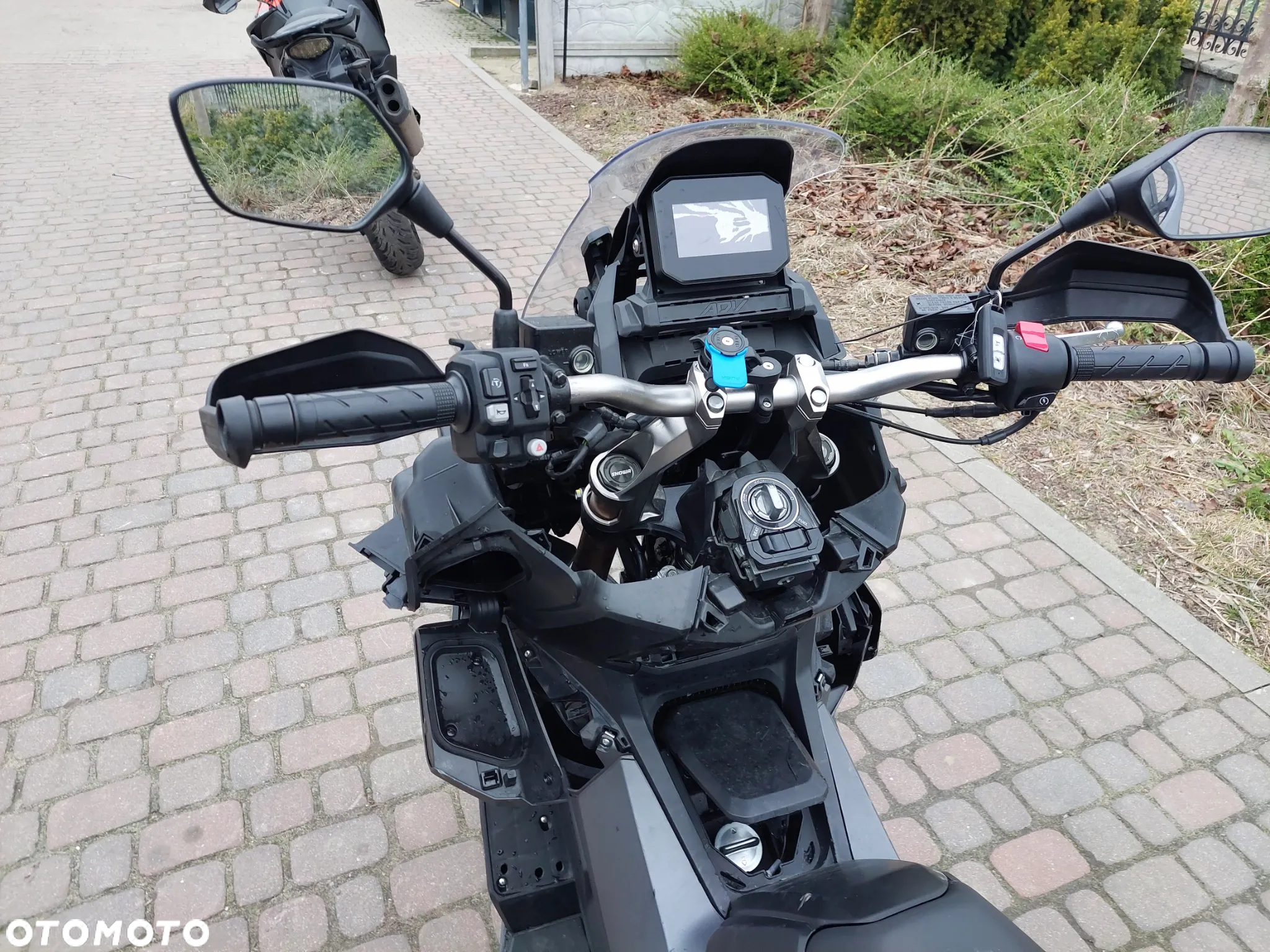 Honda ADV350 - 17