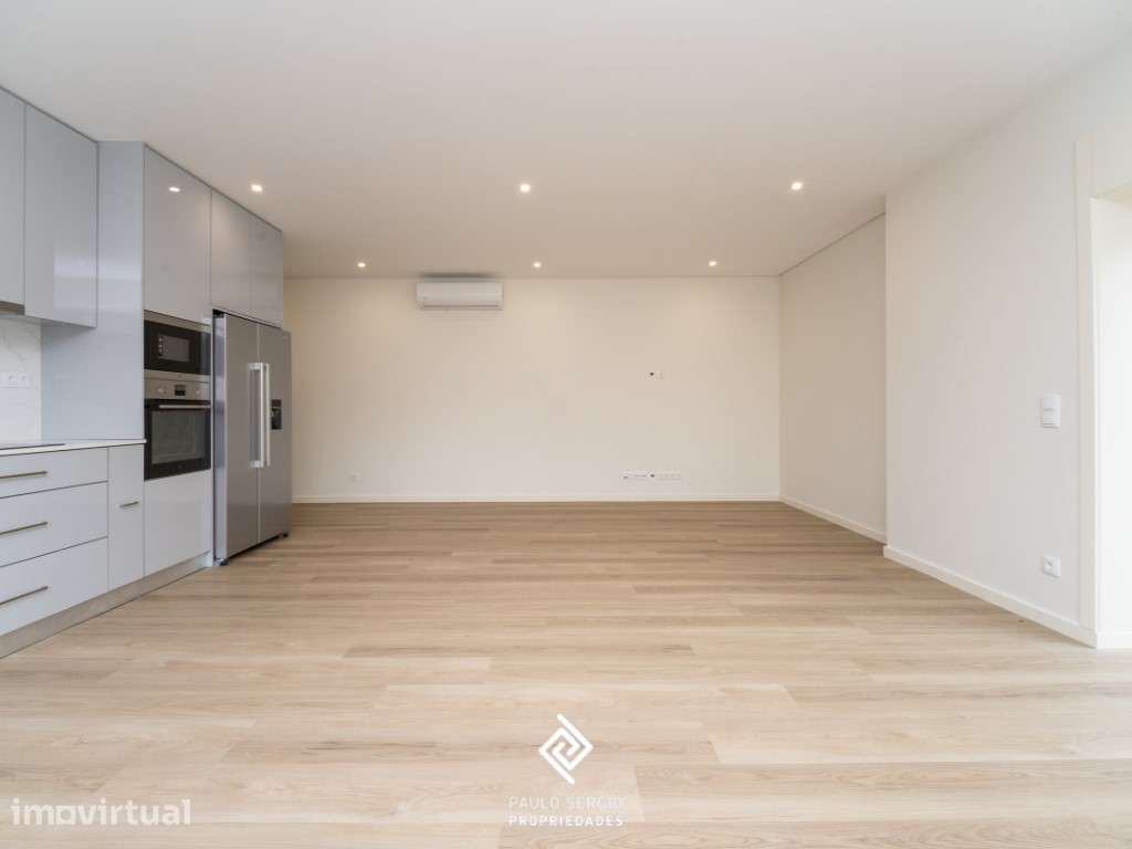 Apartamento T3 - Seixezelo, Vila Nova de Gaia - totalmente remodela... - Grande imagem: 2/19