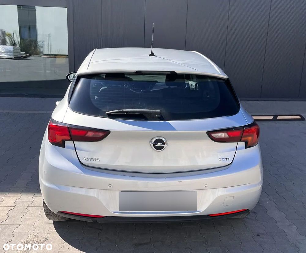 Opel Astra 1.6 CDTI Enjoy - 9