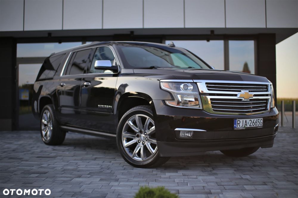 Chevrolet Suburban - 9